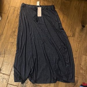 NWT. Emery Rose. Blue Maxi. XL